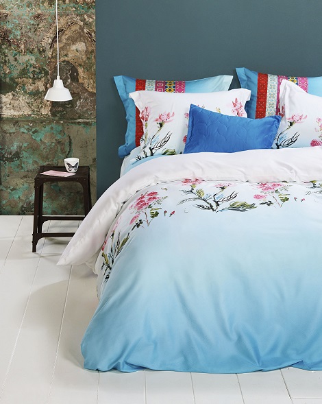 Van Dyck dekbedovertrek katoen satijn, dbo Rythm en Color Beat 131 teal blue, kussen satijn elegante 45 x 60 cm. sprei 260 x 260 cm,theo bot bedtextiel